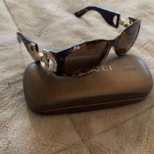 Gucci sunglasses